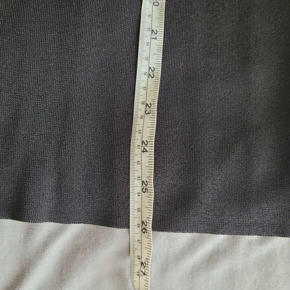 Exclusively Misook Womens Black Cardigan Size Xsmall Petite Pockets Timeless - Picture 6 of 8